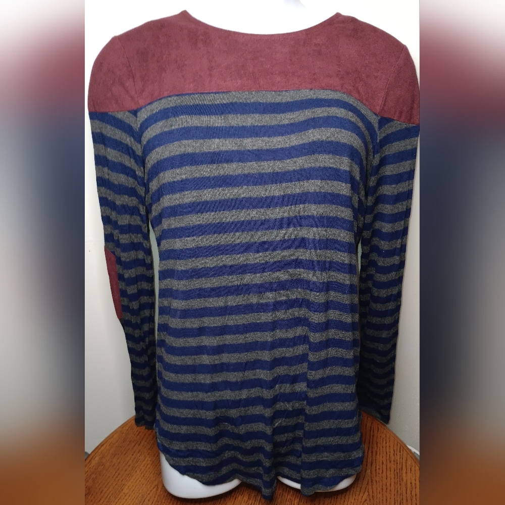 Long-sleeve shirt